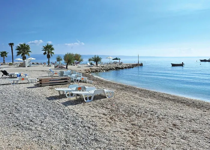 3 Bedroom Stunning In * Podstrana